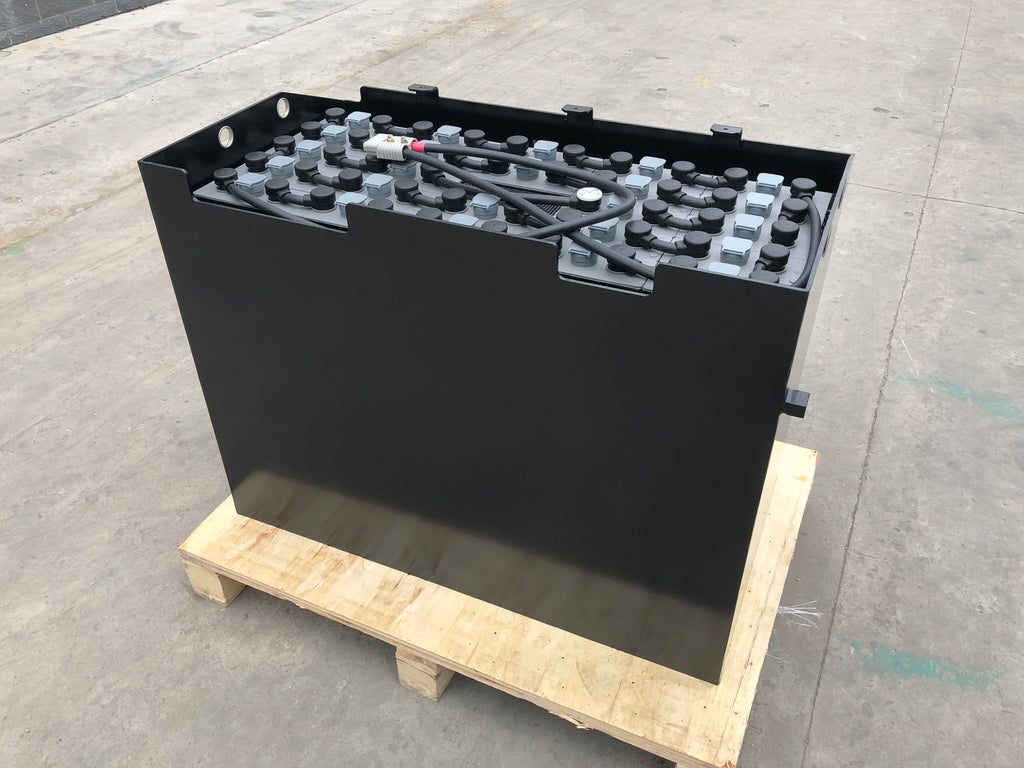 Custom Electric Forklift Battery for Hyster, 4PZS560 , 48 Volt, 560 Ah (at 5 hr.)